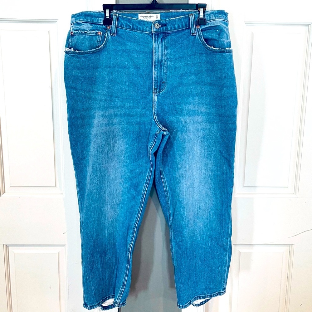 Women’s Abercrombie & Fitch - The Ankle Straight - Ultra High Rise